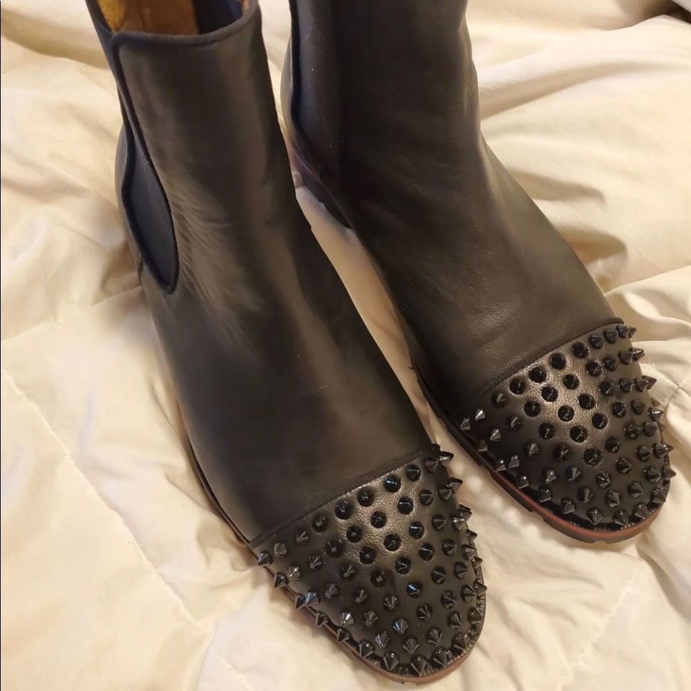 Christian Louboutin Melon Spike Chelsea boots